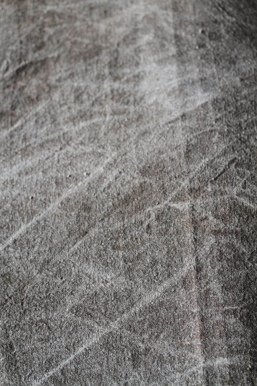 Chabu Natural Fibre Table Runner | Greyish Brown Plant Dye Table Runner for Tea Ceremony ~ WILLOW BARK