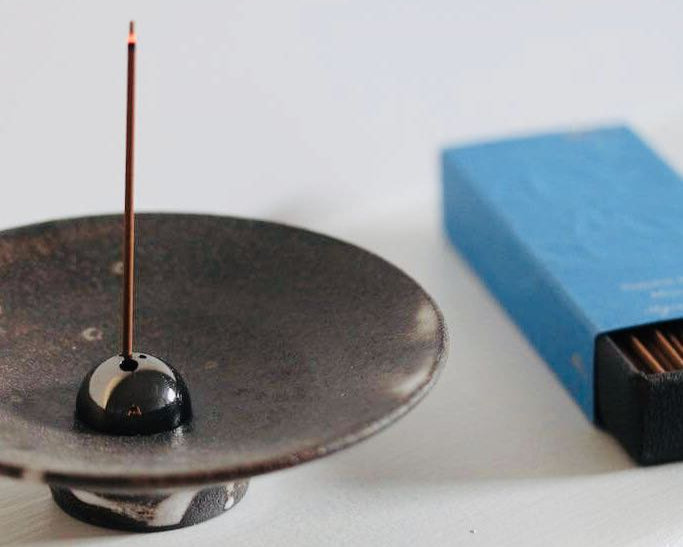 Incense Holder. Raw Black Stoneware Incense Bowl, Cloud Glaze.